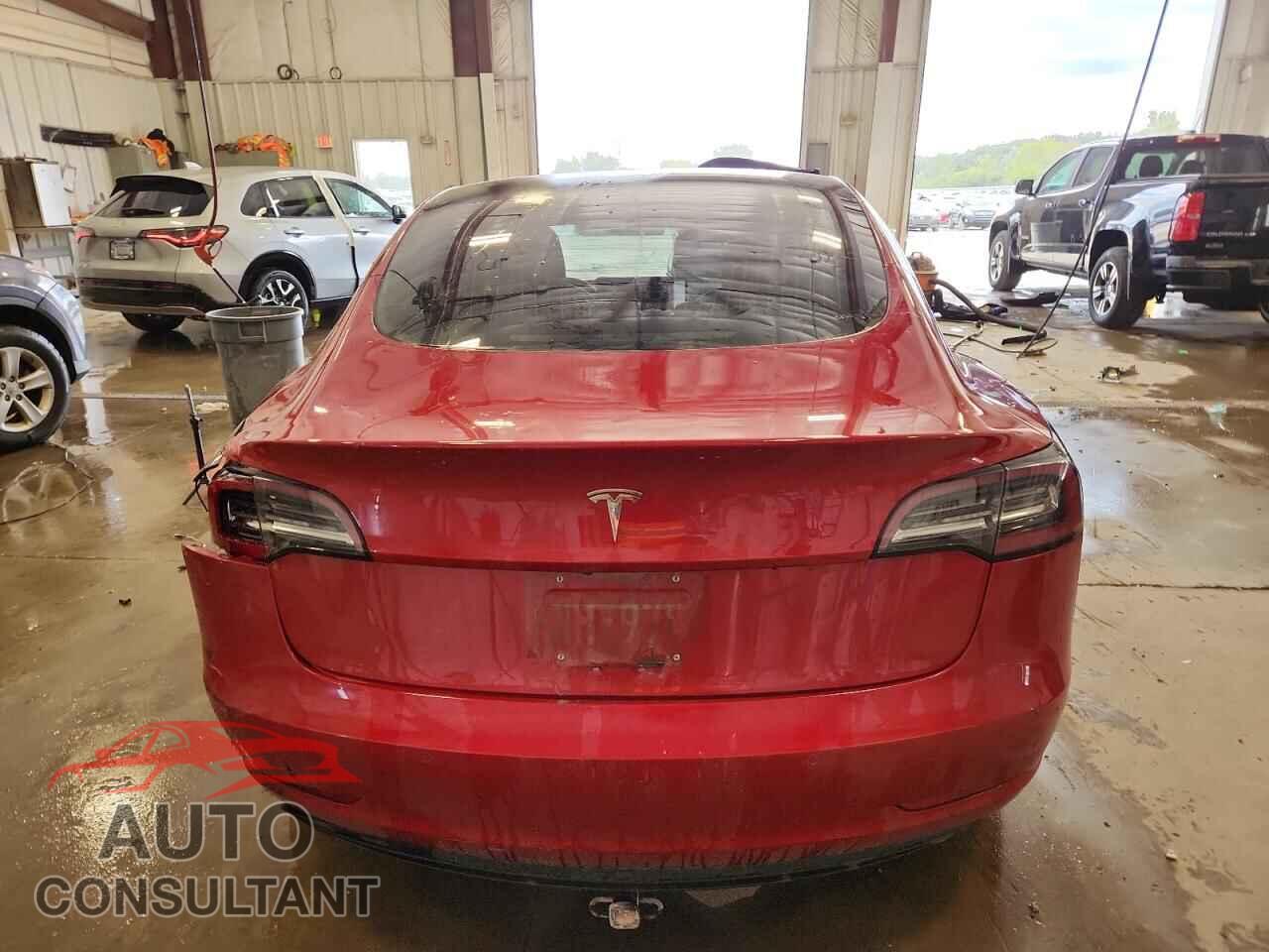 TESLA MODEL 3 2018 - 5YJ3E1EB2JF099583