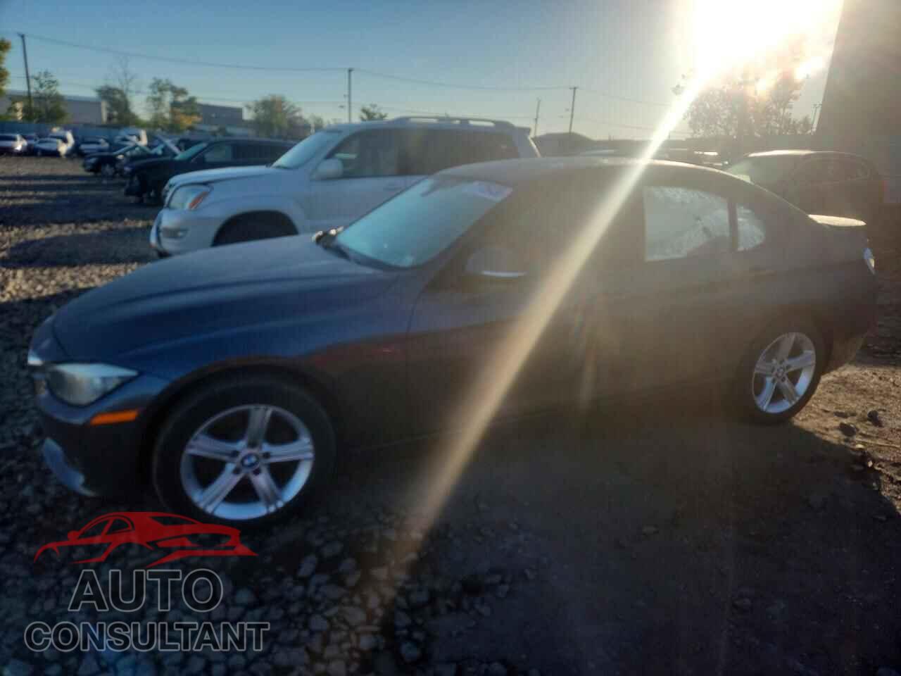 BMW 3 SERIES 2013 - WBA3B5C55DF596363