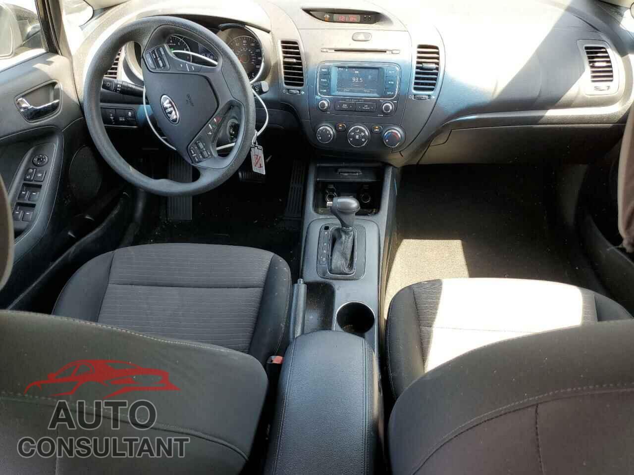 KIA FORTE 2016 - KNAFX4A69G5589074