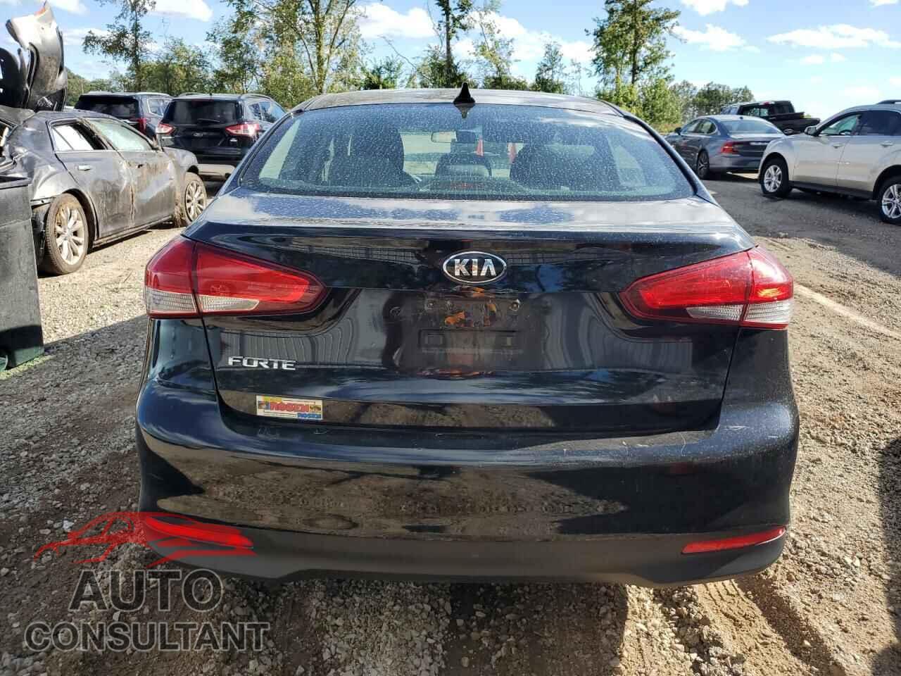 KIA FORTE 2018 - 3KPFK4A71JE186602