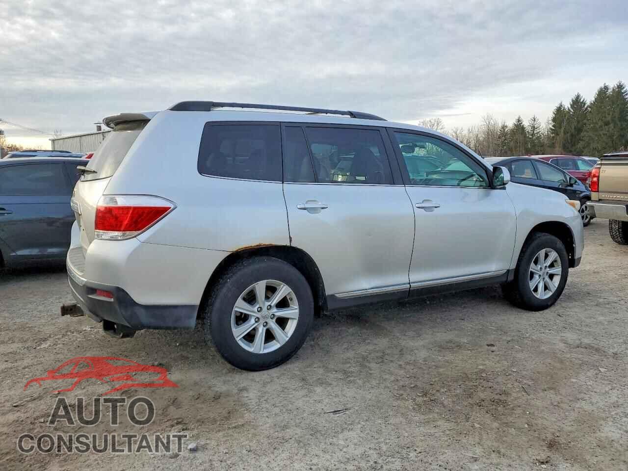 TOYOTA HIGHLANDER 2011 - 5TDBK3EH7BS066256