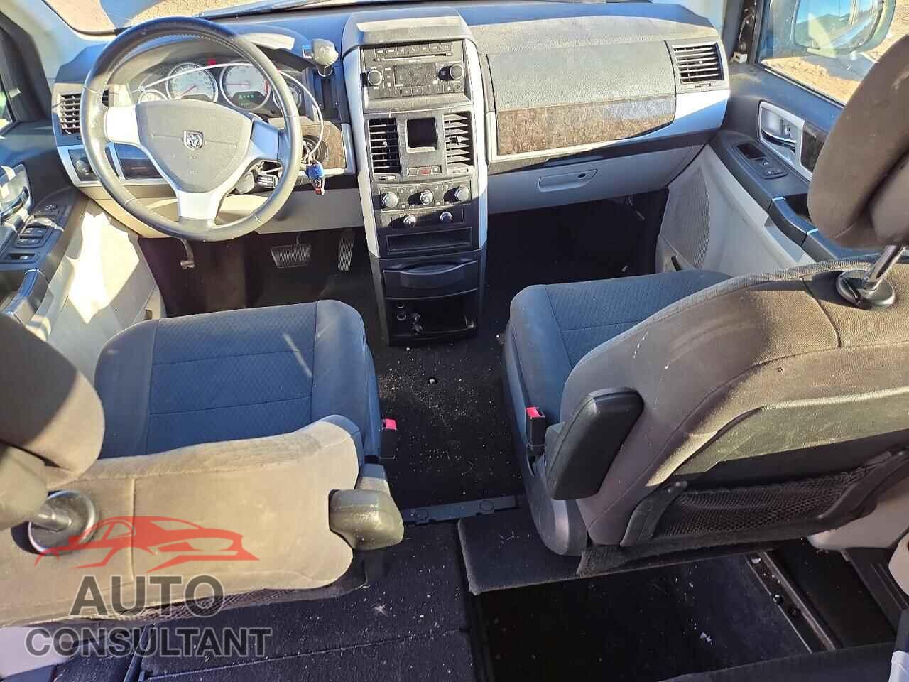 DODGE CARAVAN 2010 - 2D4RN5D15AR433848