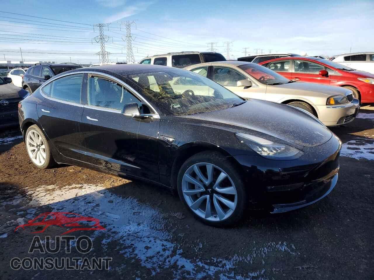 TESLA MODEL 3 2019 - 5YJ3E1EB5KF197119