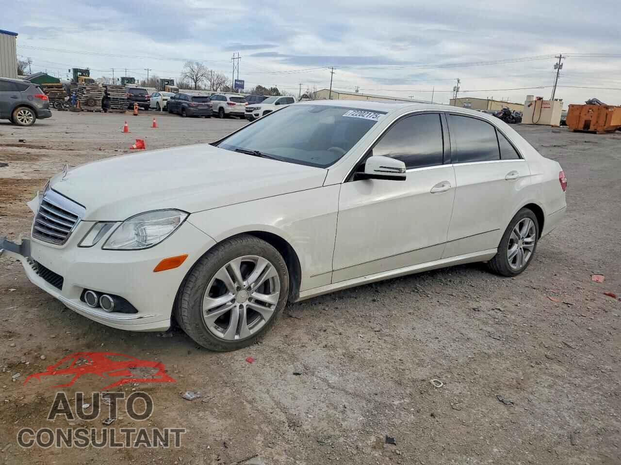 MERCEDES-BENZ E-CLASS 2011 - WDDHF8HB2BA514926
