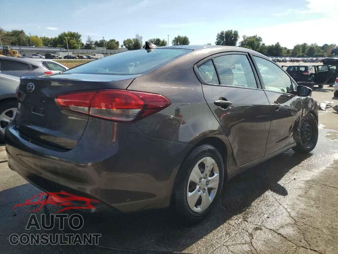 KIA FORTE 2017 - 3KPFK4A76HE020294