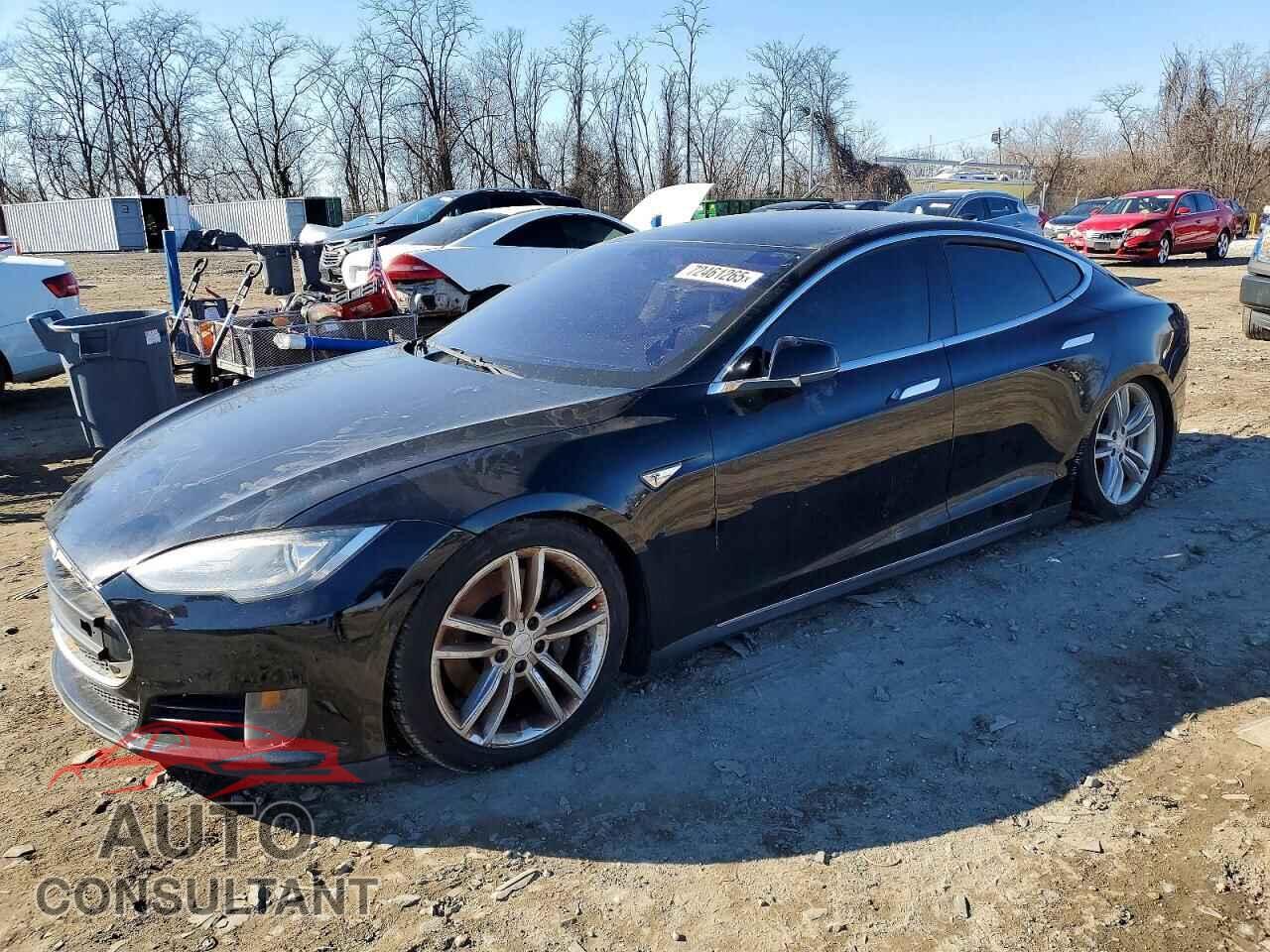 TESLA MODEL S 2013 - 5YJSA1CG6DFP08040