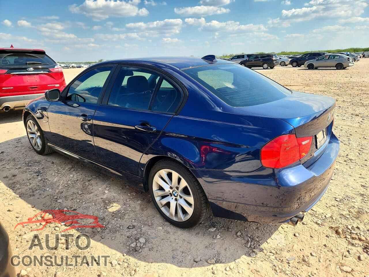 BMW 3 SERIES 2011 - WBAPH7C54BE681838