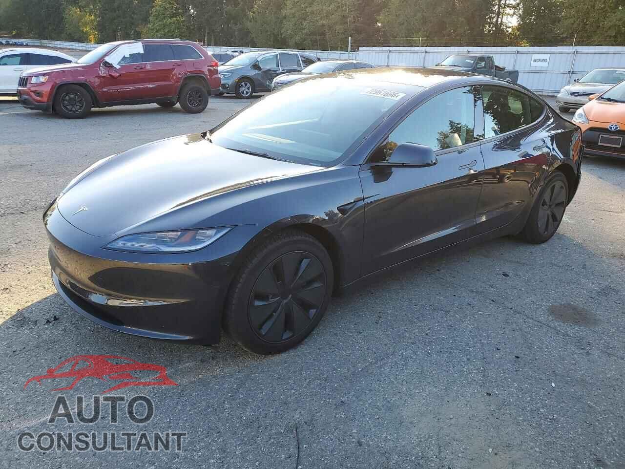 TESLA MODEL 3 2024 - 5YJ3E1EA4RF835118