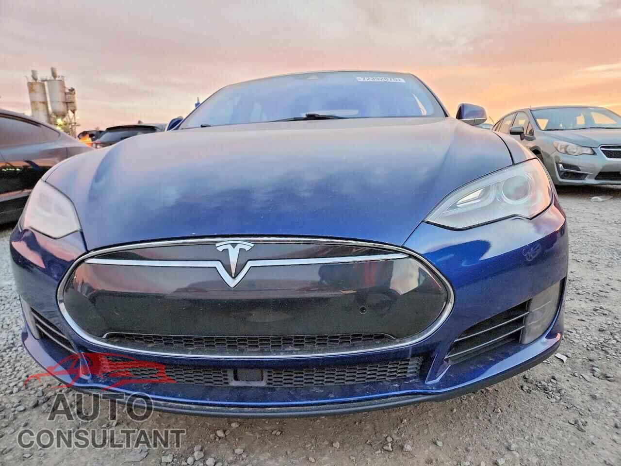 TESLA MODEL S 2015 - 5YJSA1H4XFF098452