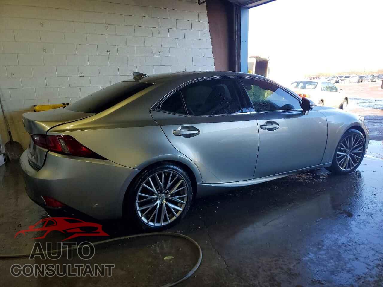 LEXUS IS 2014 - JTHBF1D24E5015957