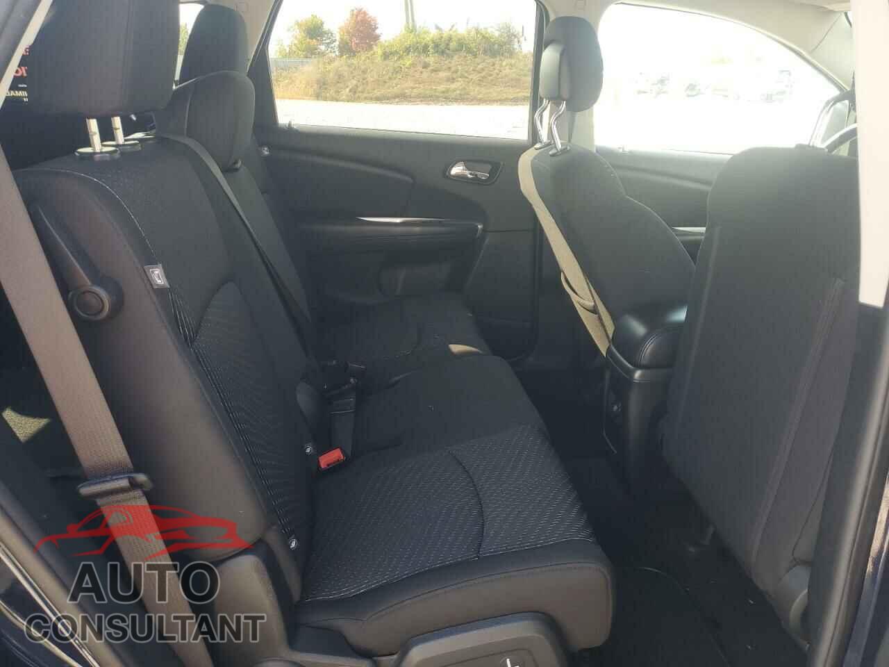 DODGE JOURNEY 2017 - 3C4PDCBB6HT579352
