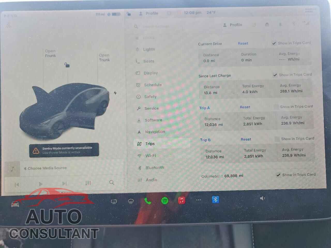TESLA MODEL 3 2021 - 5YJ3E1EA0MF083555