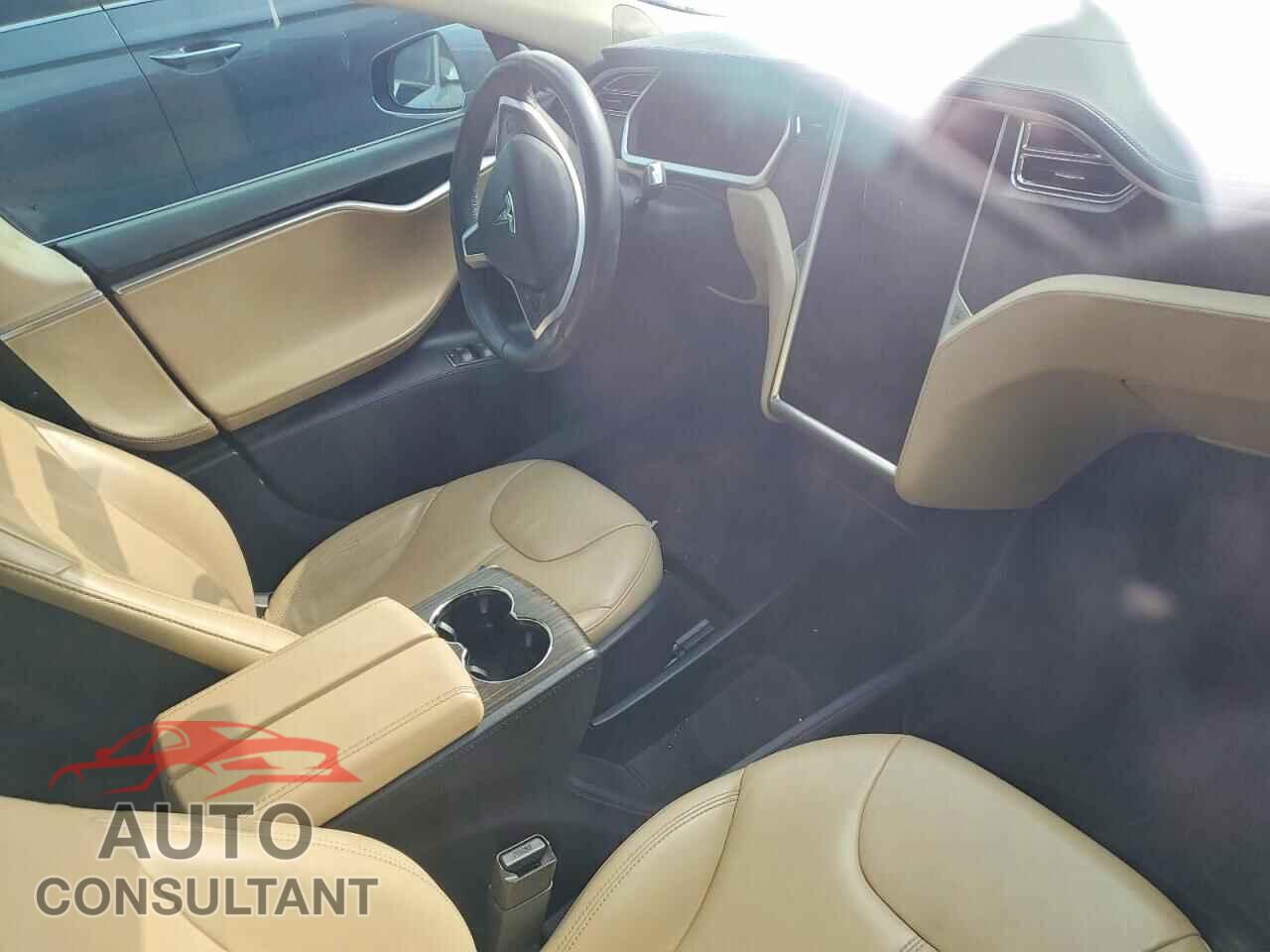 TESLA MODEL S 2013 - 5YJSA1DN5DFP04526