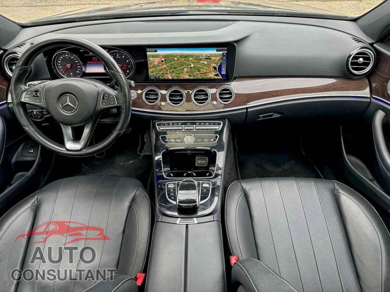 MERCEDES-BENZ E-CLASS 2017 - WDDZF4KBXHA016455