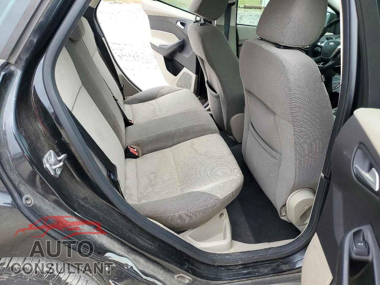 FORD FOCUS 2013 - 1FADP3K20DL237904