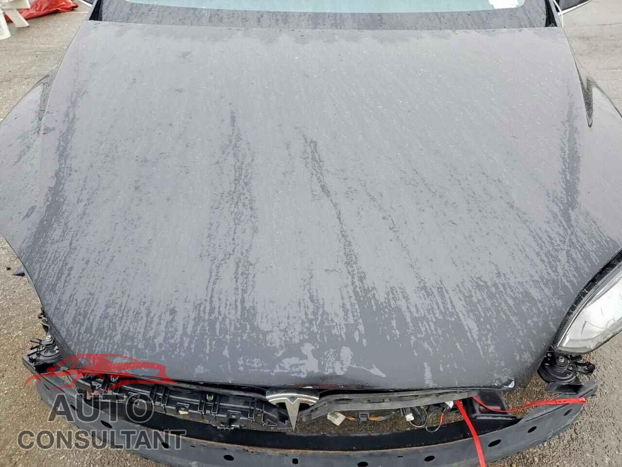 TESLA MODEL X 2017 - 5YJXCBE2XHF049392