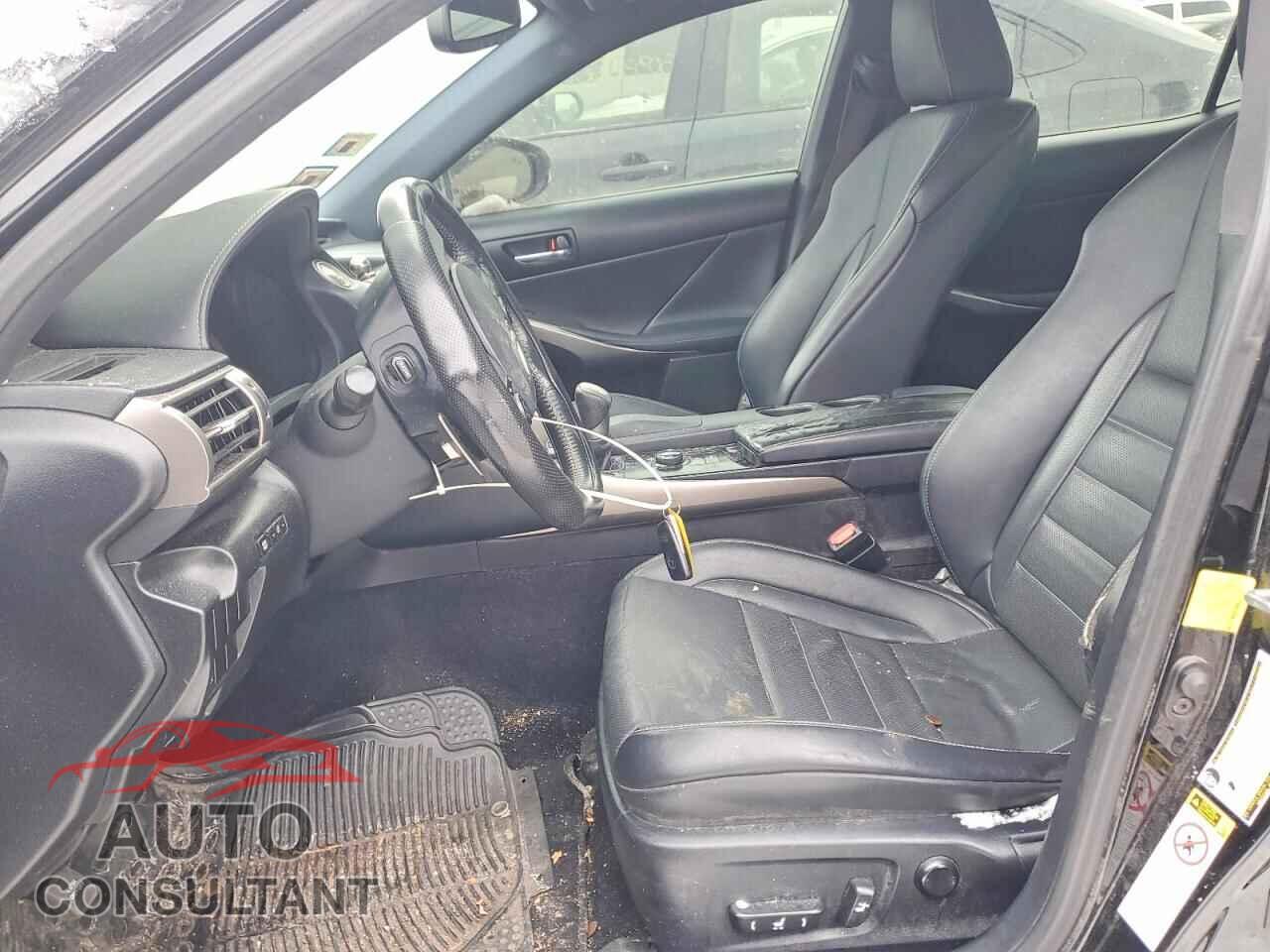 LEXUS IS 2014 - JTHCE1D21E5003627