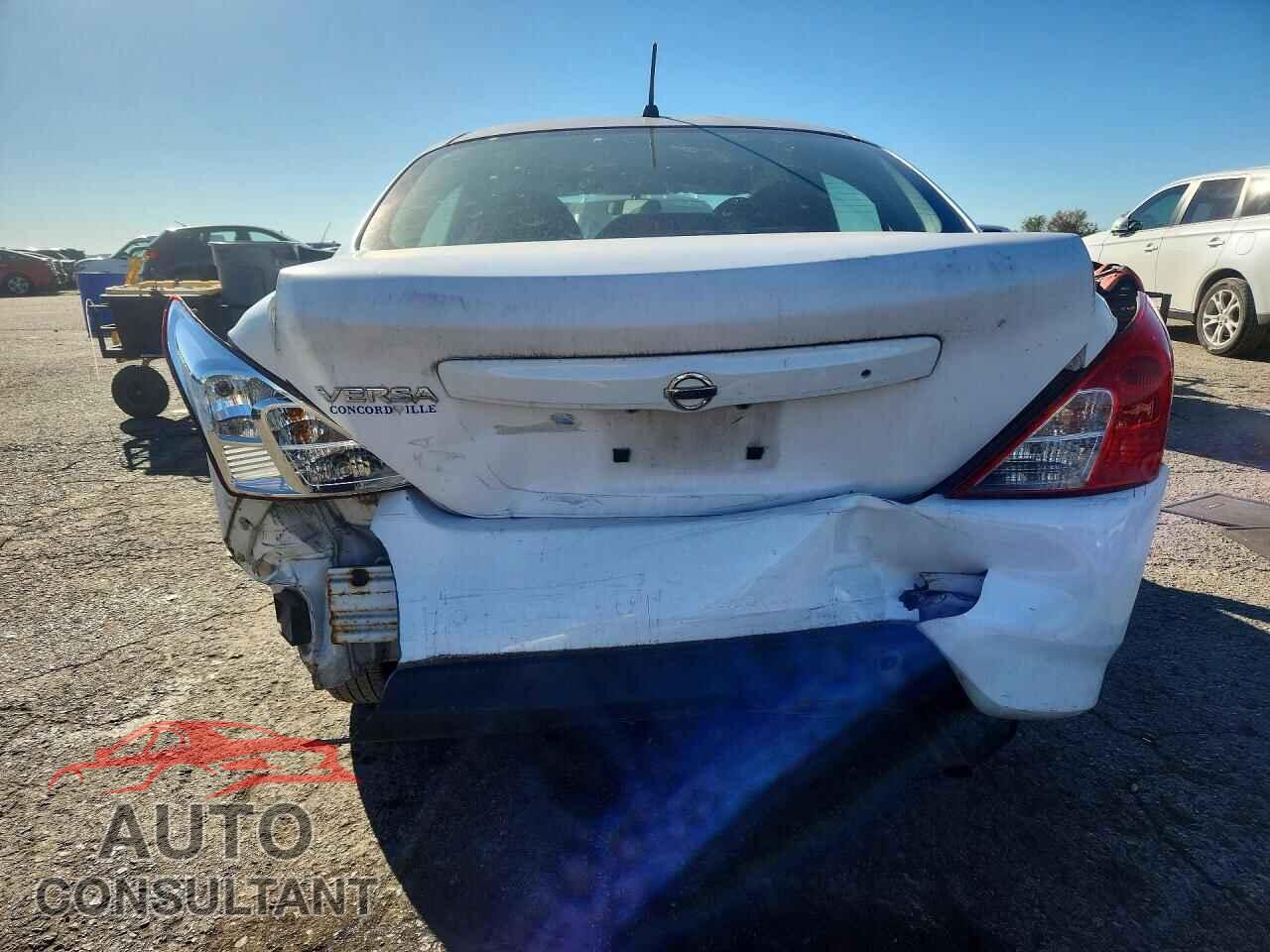NISSAN VERSA 2017 - 3N1CN7AP3HL816236