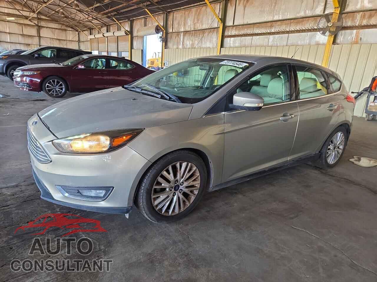 FORD FOCUS 2016 - 1FADP3N26GL307826