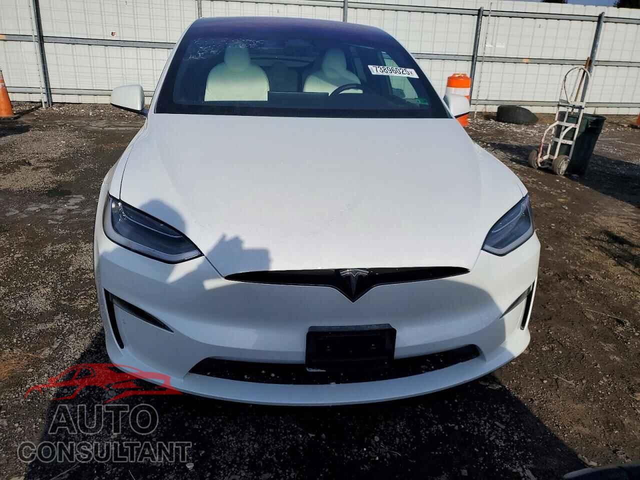 TESLA MODEL X 2022 - 7SAXCAE57NF362905