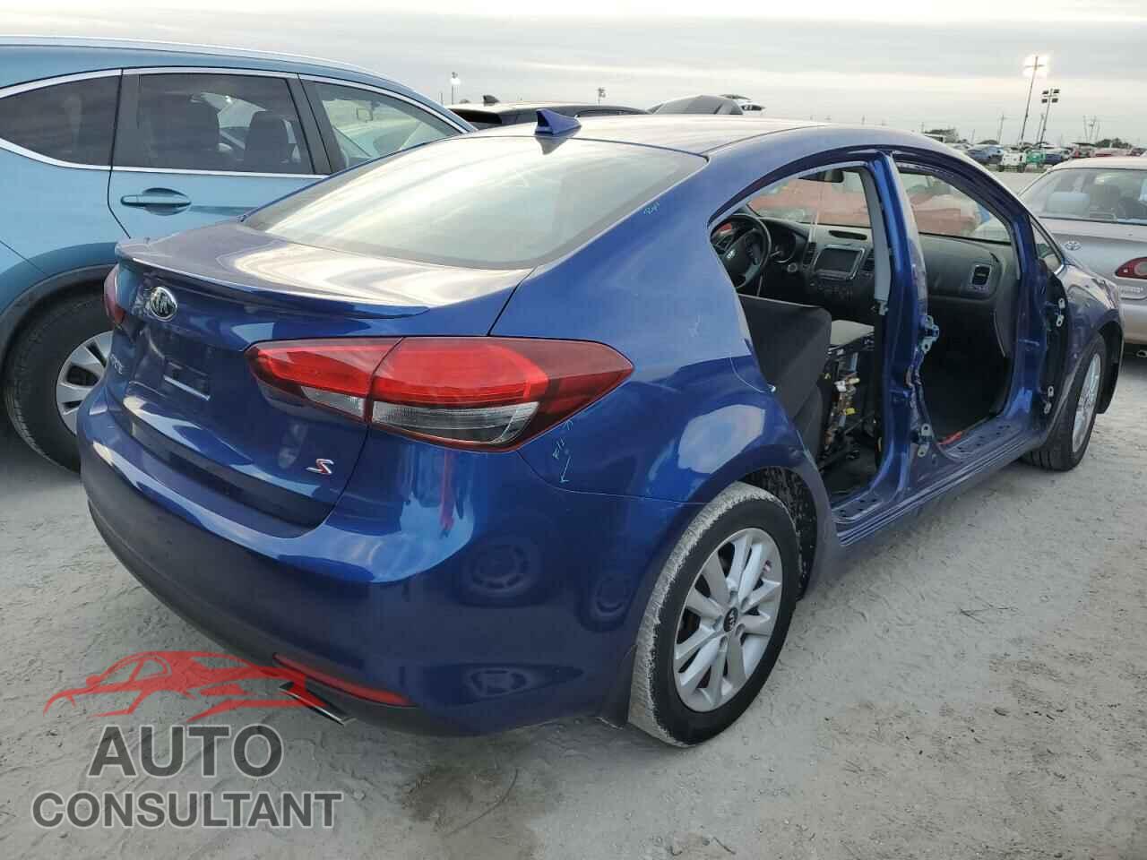 KIA FORTE 2017 - 3KPFL4A78HE108681