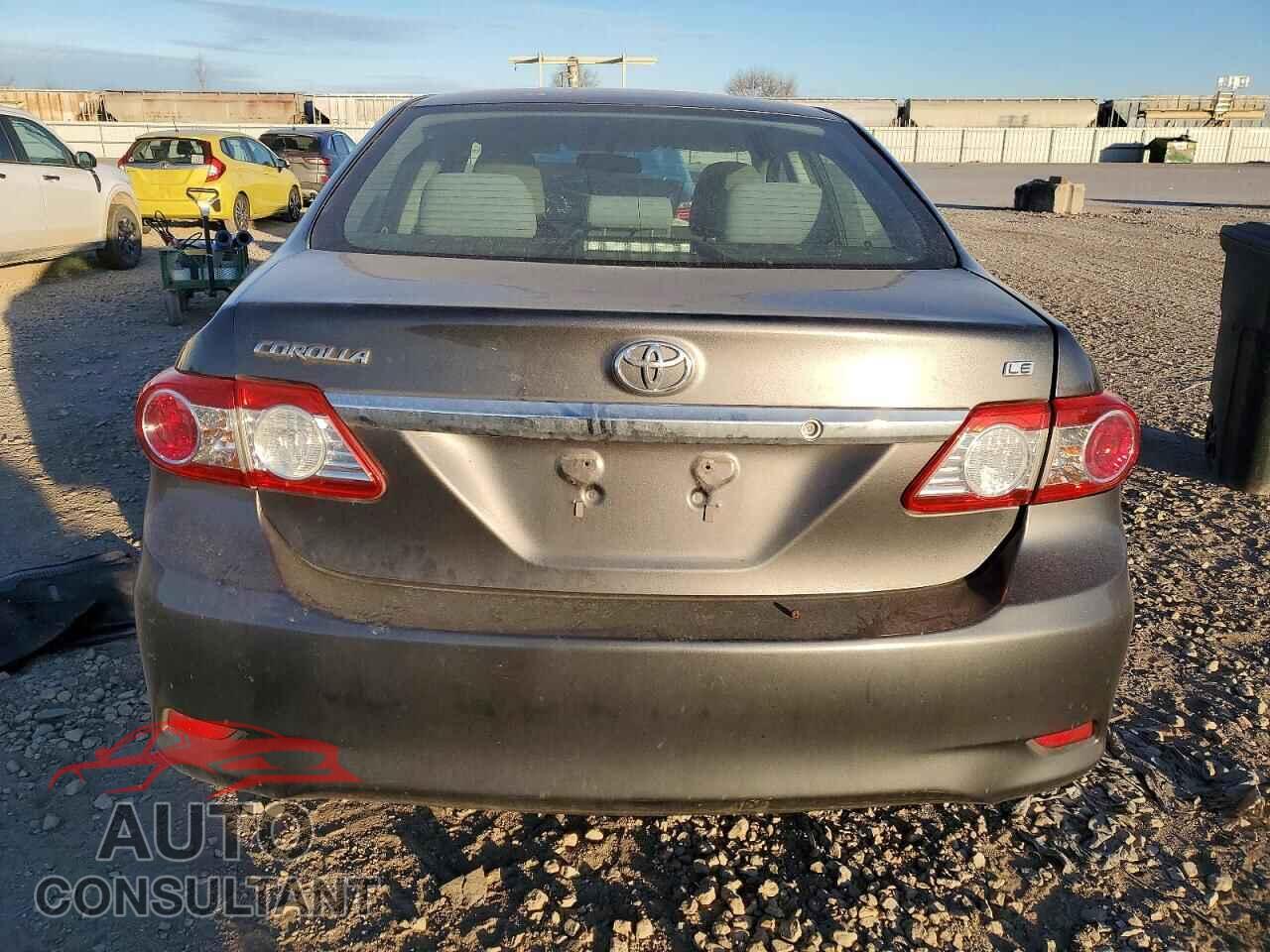TOYOTA COROLLA 2013 - 2T1BU4EEXDC039084