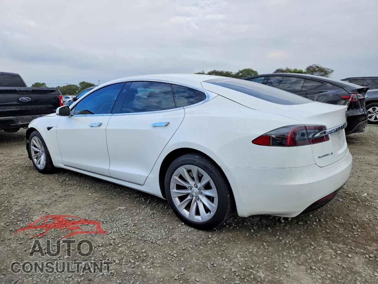 TESLA MODEL S 2017 - 5YJSA1E19HF181769