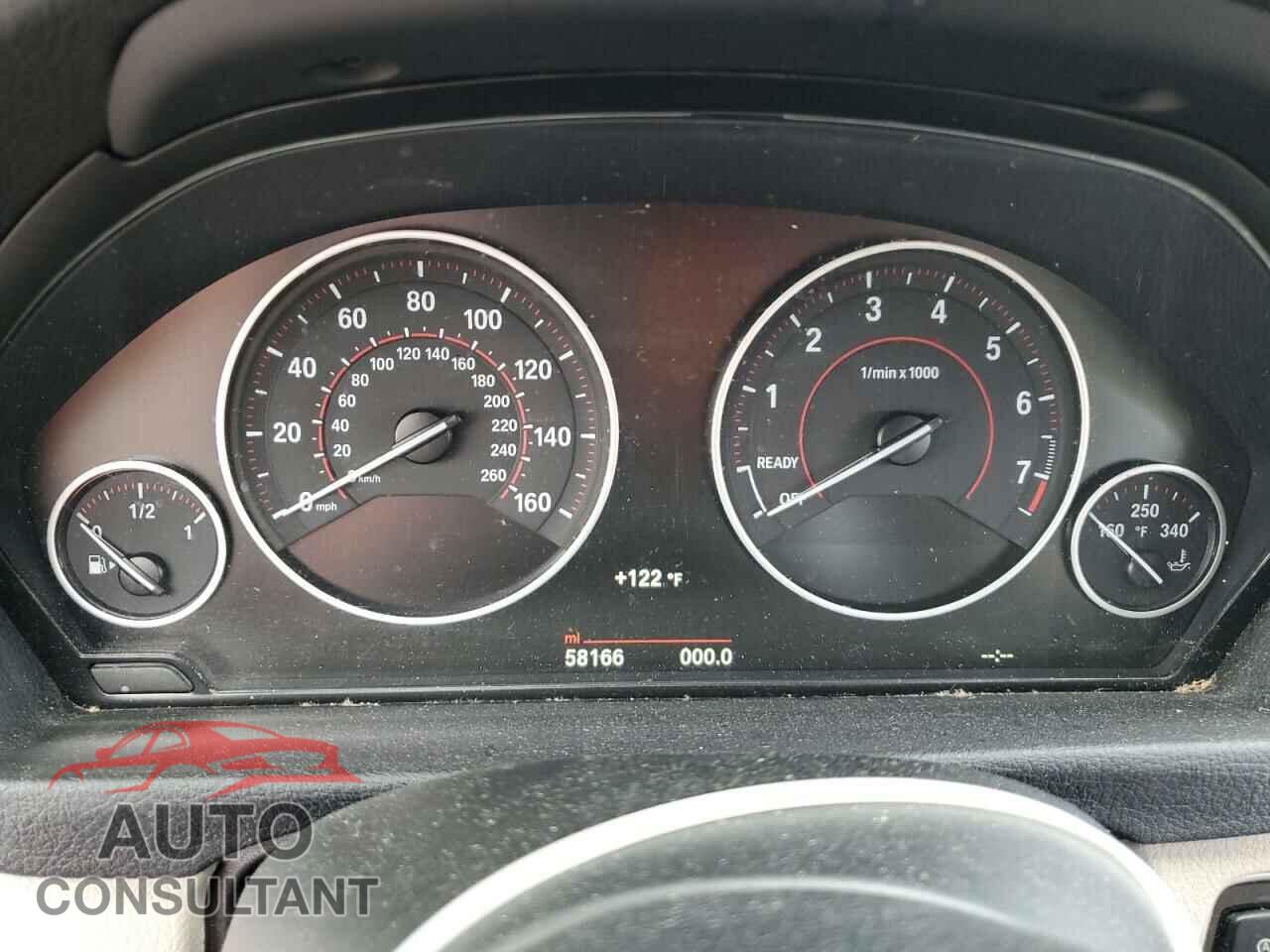 BMW 3 SERIES 2016 - WBA8E3G58GNU01488