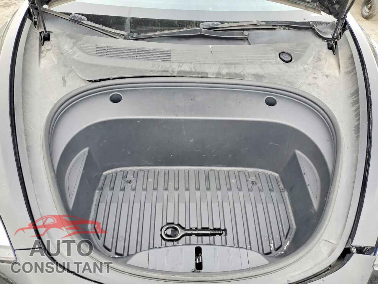 TESLA MODEL 3 2023 - 5YJ3E1EA7PF616215