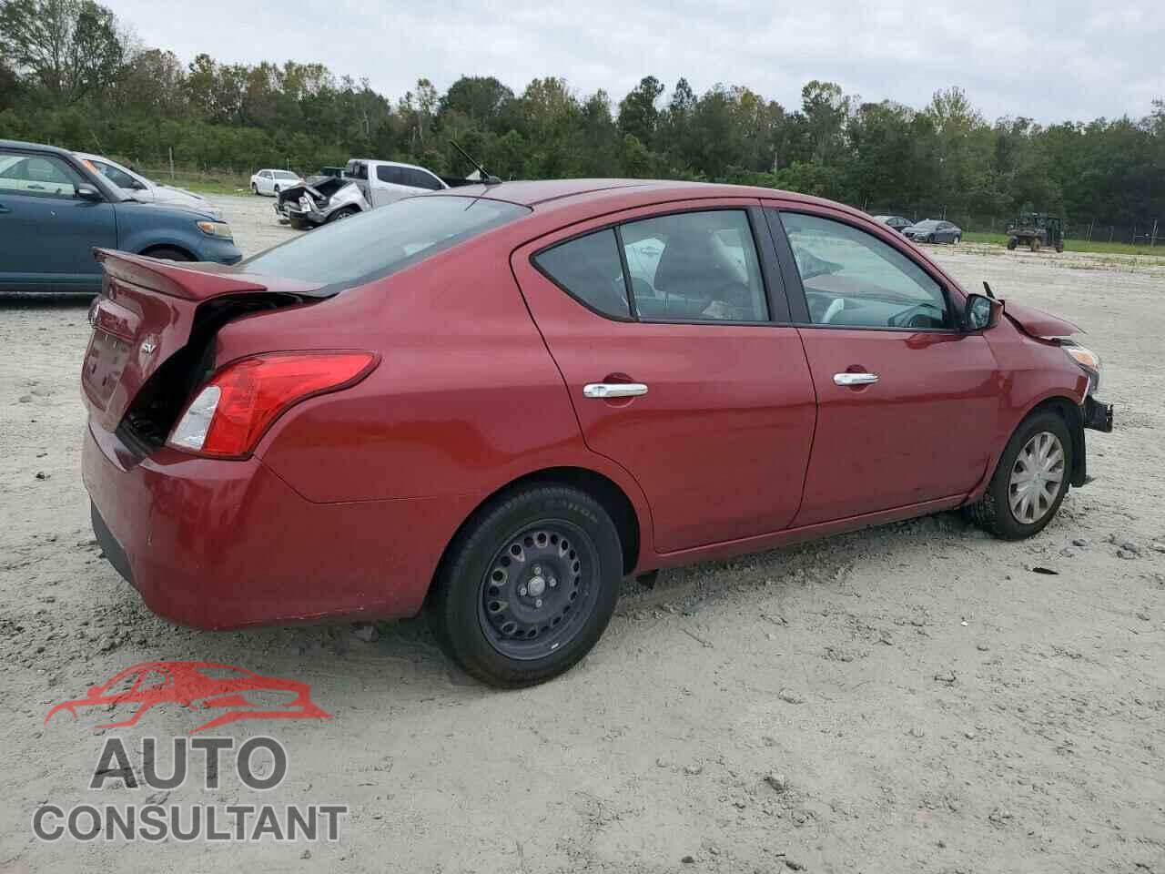 NISSAN VERSA 2018 - 3N1CN7AP6JL863556