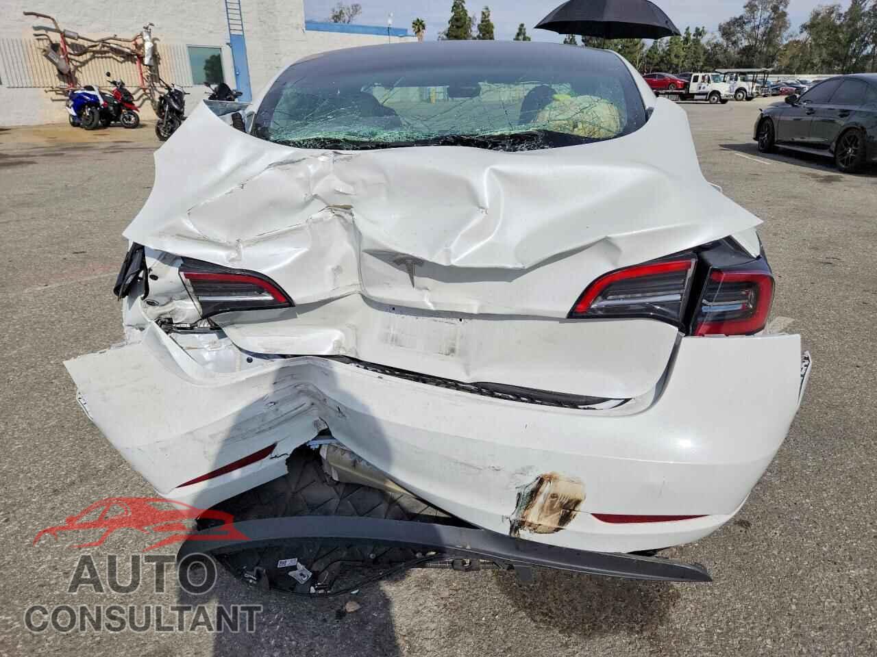 TESLA MODEL 3 2023 - 5YJ3E1EA8PF598498