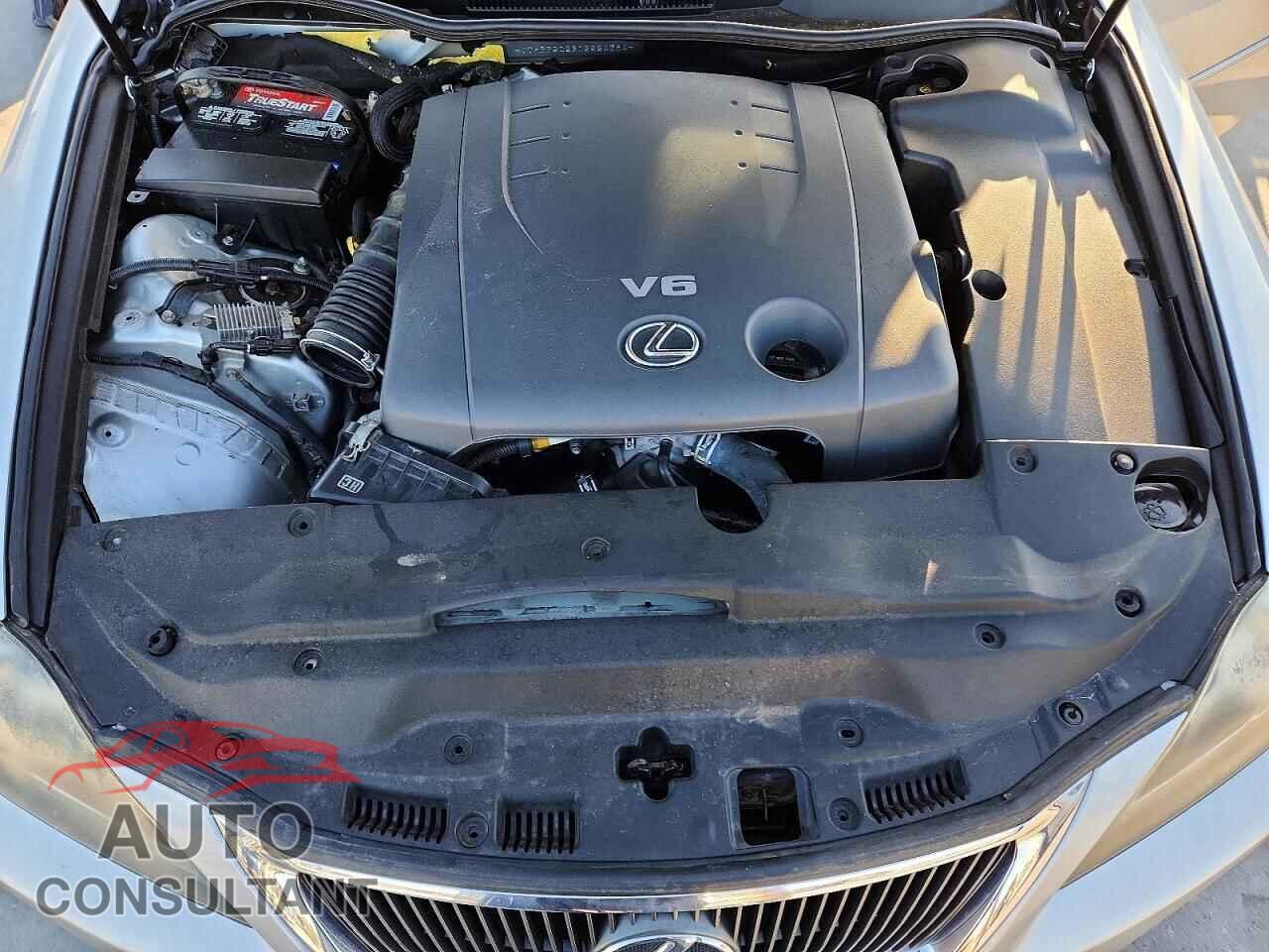 LEXUS IS 2012 - JTHFF2C29C2524384