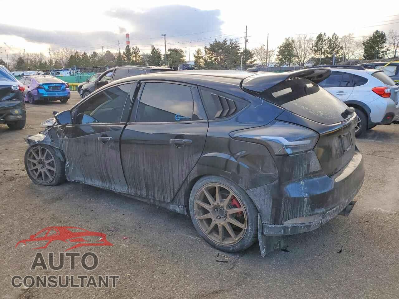 FORD FOCUS 2017 - 1FADP3L97HL277110