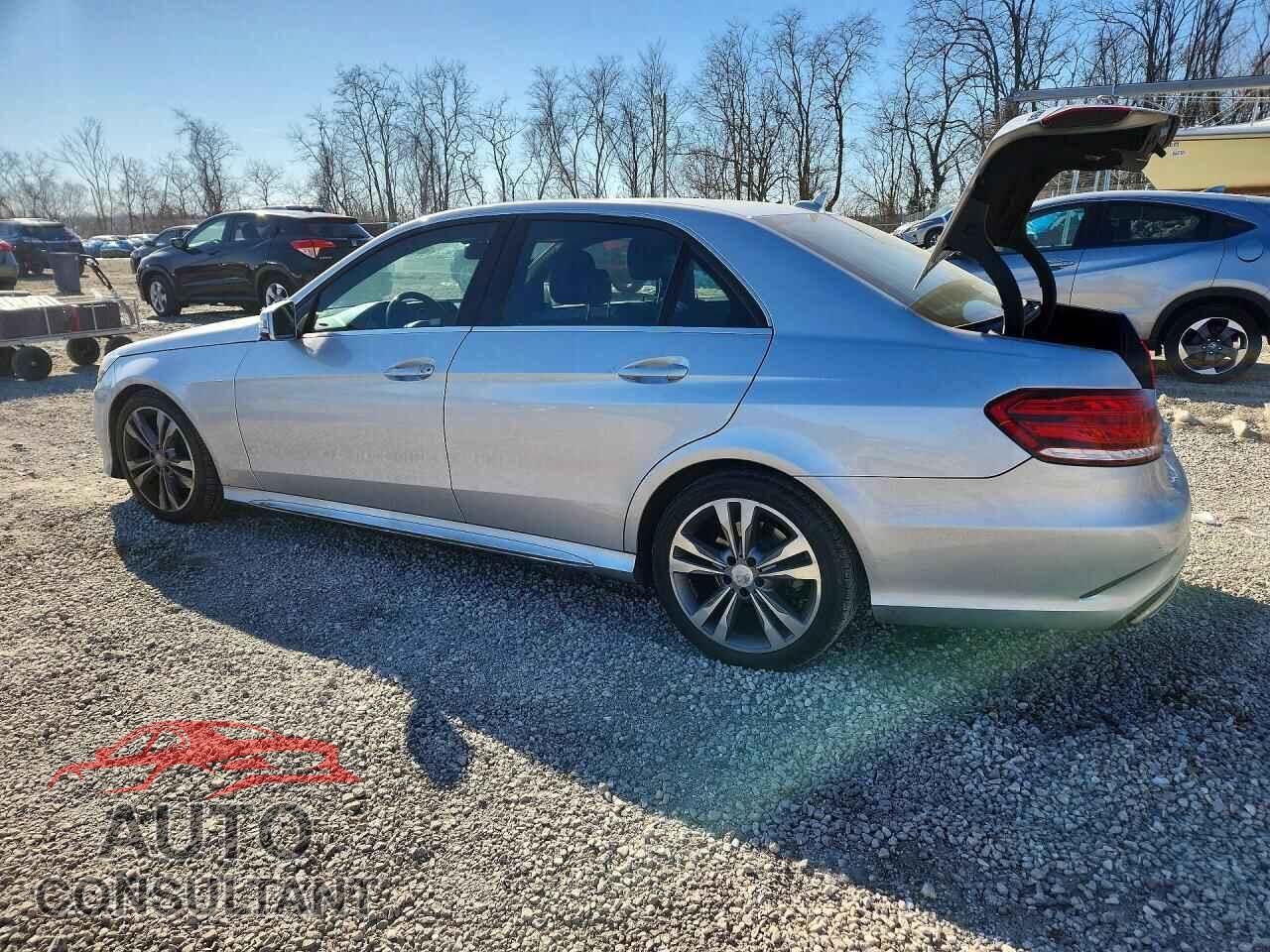 MERCEDES-BENZ E-CLASS 2014 - WDDHF5KB2EA835375