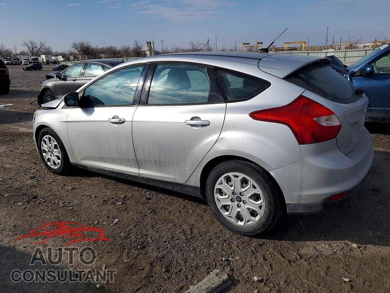 FORD FOCUS 2012 - 1FAHP3K2XCL435406