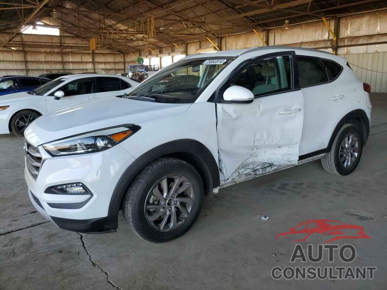 HYUNDAI TUCSON 2017 - KM8J33A28HU475490