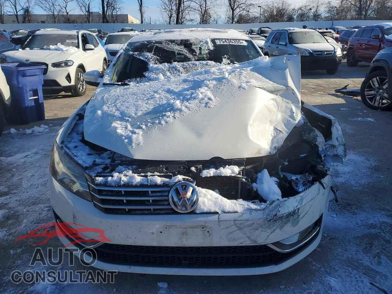 VOLKSWAGEN PASSAT 2014 - 1VWCS7A35EC091908