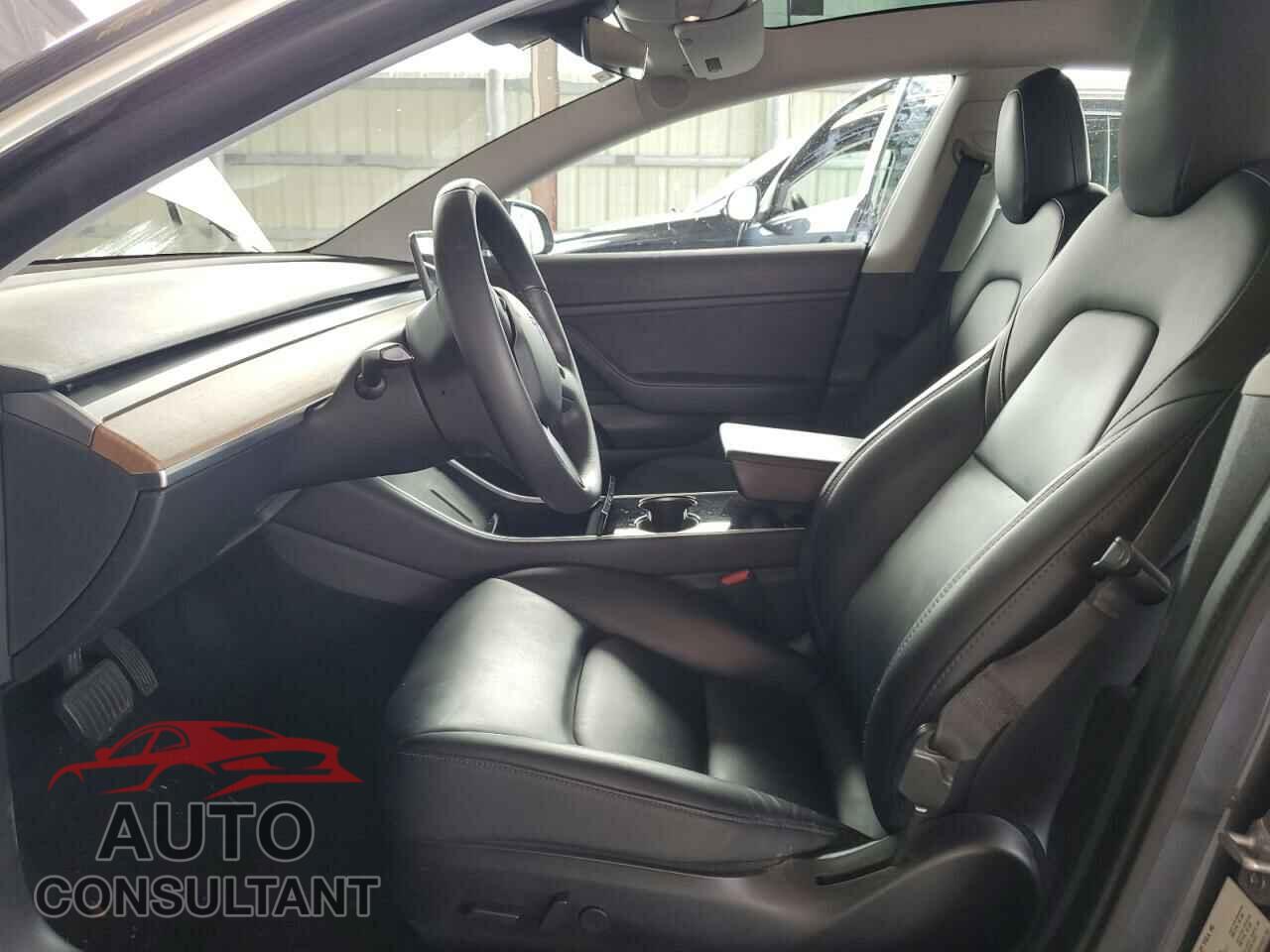 TESLA MODEL 3 2020 - 5YJ3E1EBXLF616390