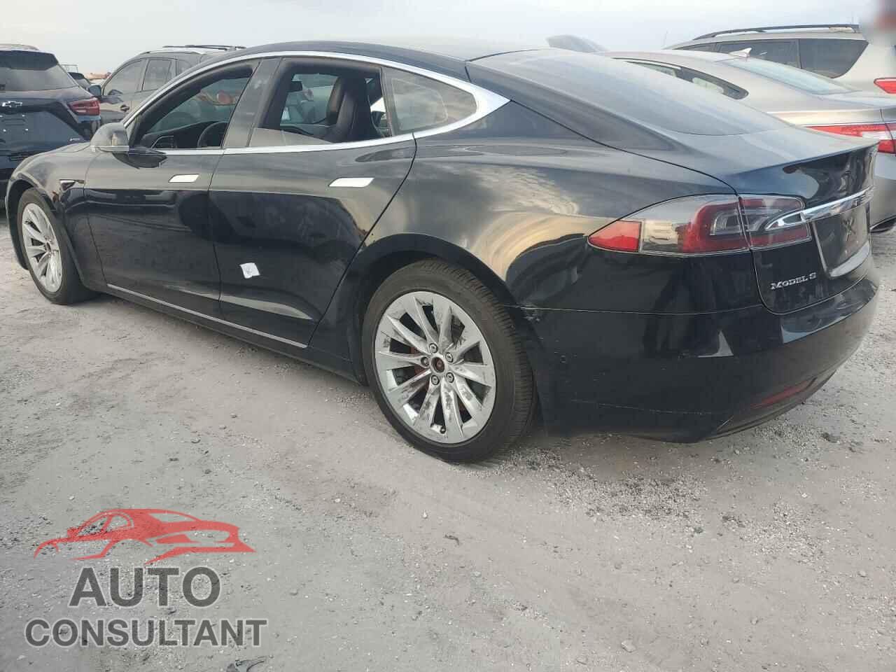 TESLA MODEL S 2017 - 5YJSA1E12HF199613