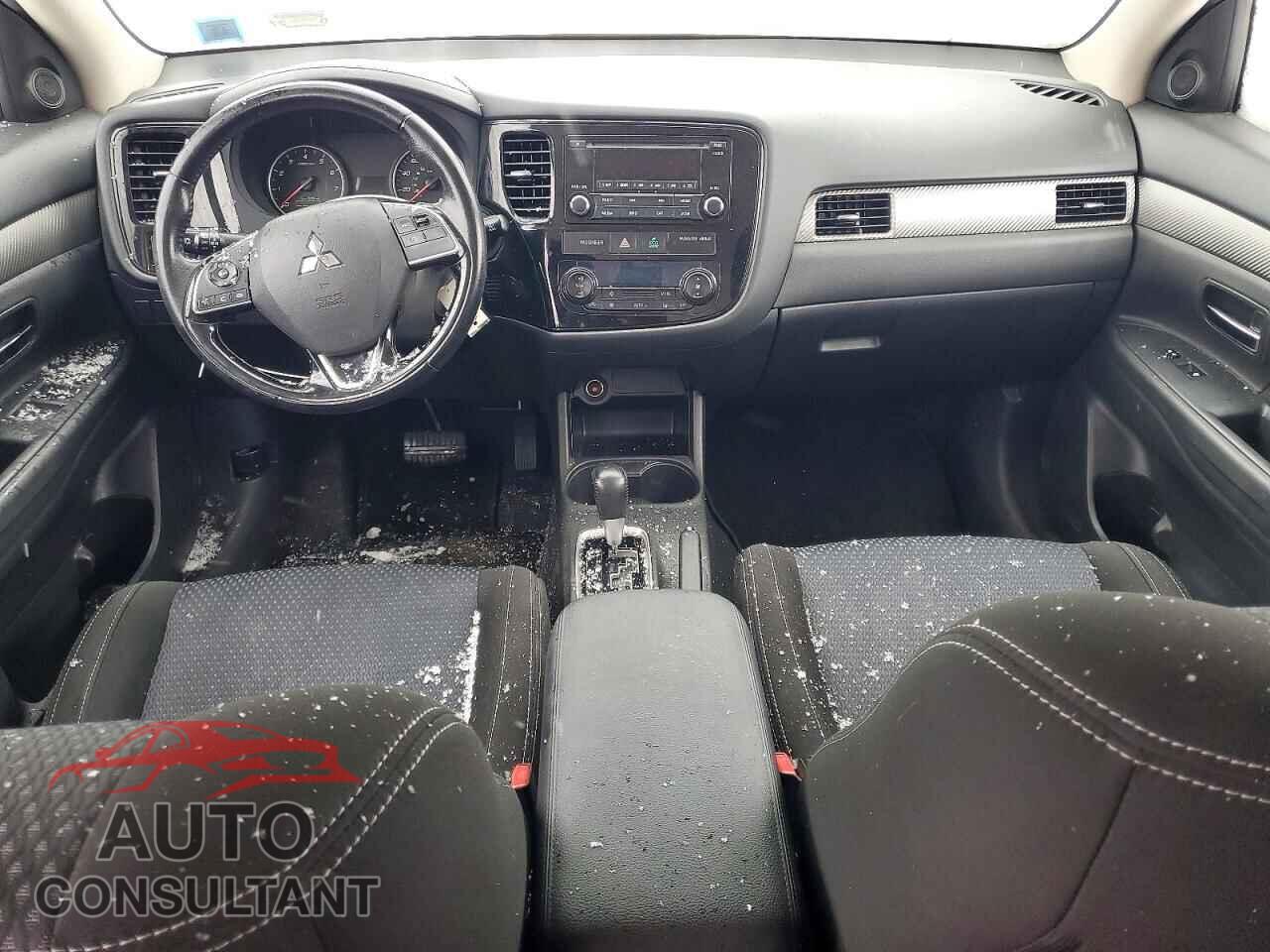 MITSUBISHI OUTLANDER 2016 - JA4AD2A31GZ005253