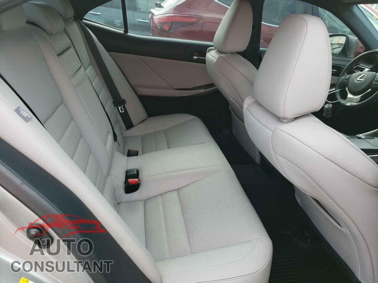 LEXUS IS 2015 - JTHCF1D20F5020255
