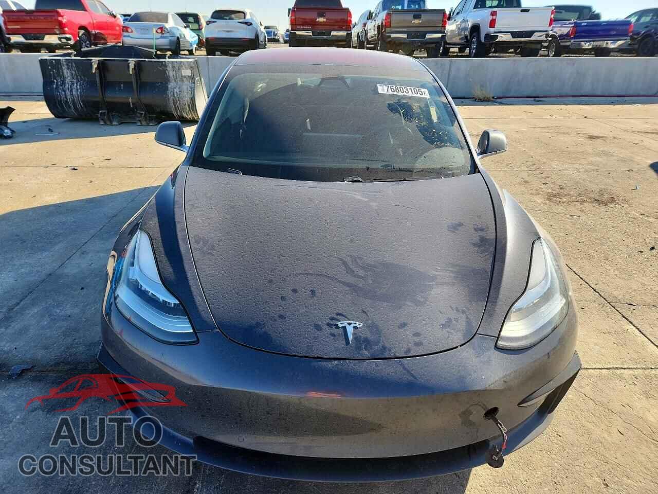 TESLA MODEL 3 2018 - 5YJ3E1EA5JF030569