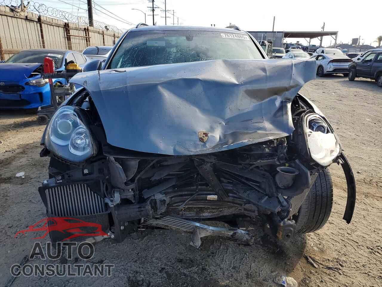 PORSCHE CAYENNE 2016 - WP1AB2A21GLA95590