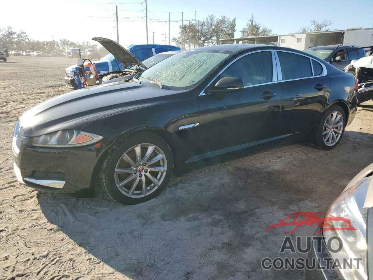 JAGUAR XF 2014 - SAJWA0ES7EPU14829