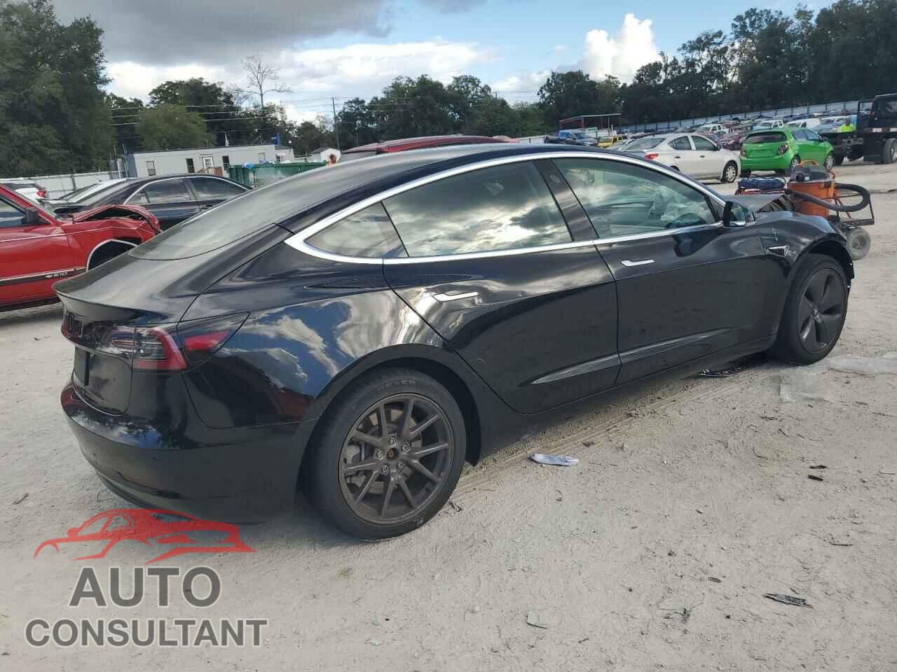 TESLA MODEL 3 2019 - 5YJ3E1EA5KF425787
