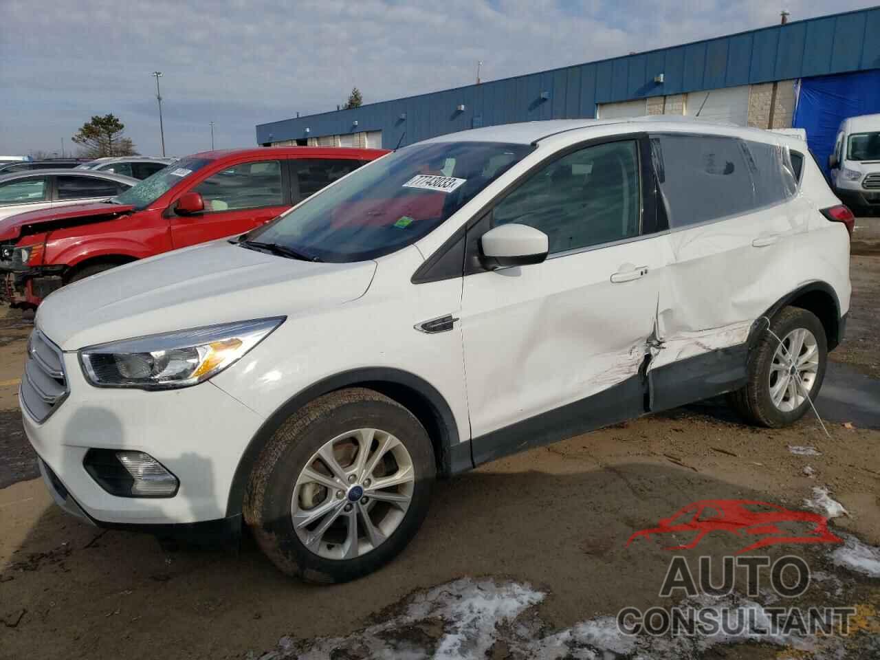 FORD ESCAPE 2019 - 1FMCU0GD5KUC24348