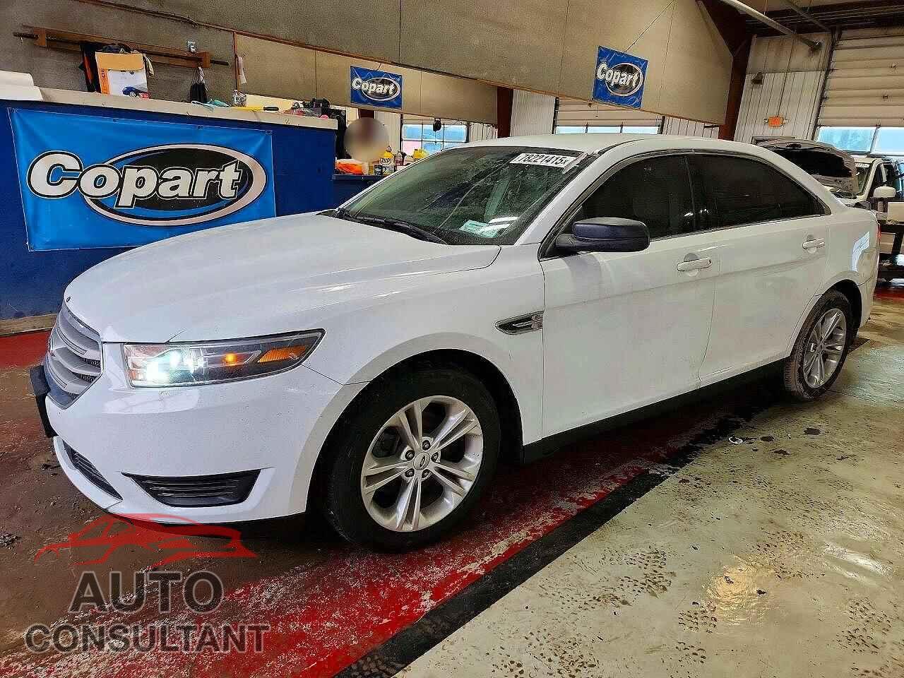 FORD TAURUS 2015 - 1FAHP2D87FG161977