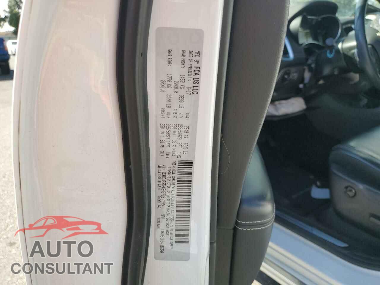 DODGE DURANGO 2017 - 1C4RDJEG5HC945723