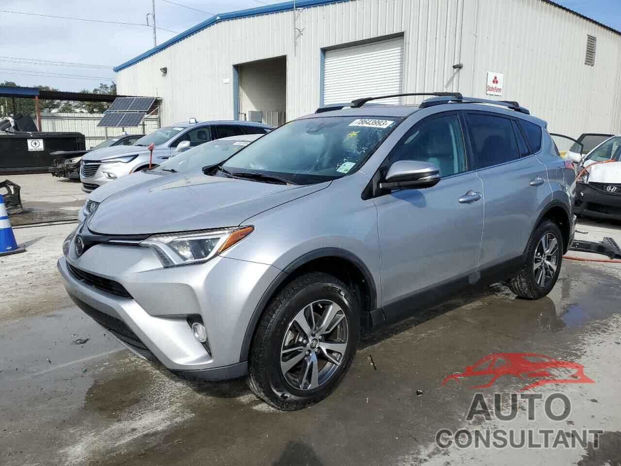 TOYOTA RAV4 2018 - 2T3WFREV0JW518849