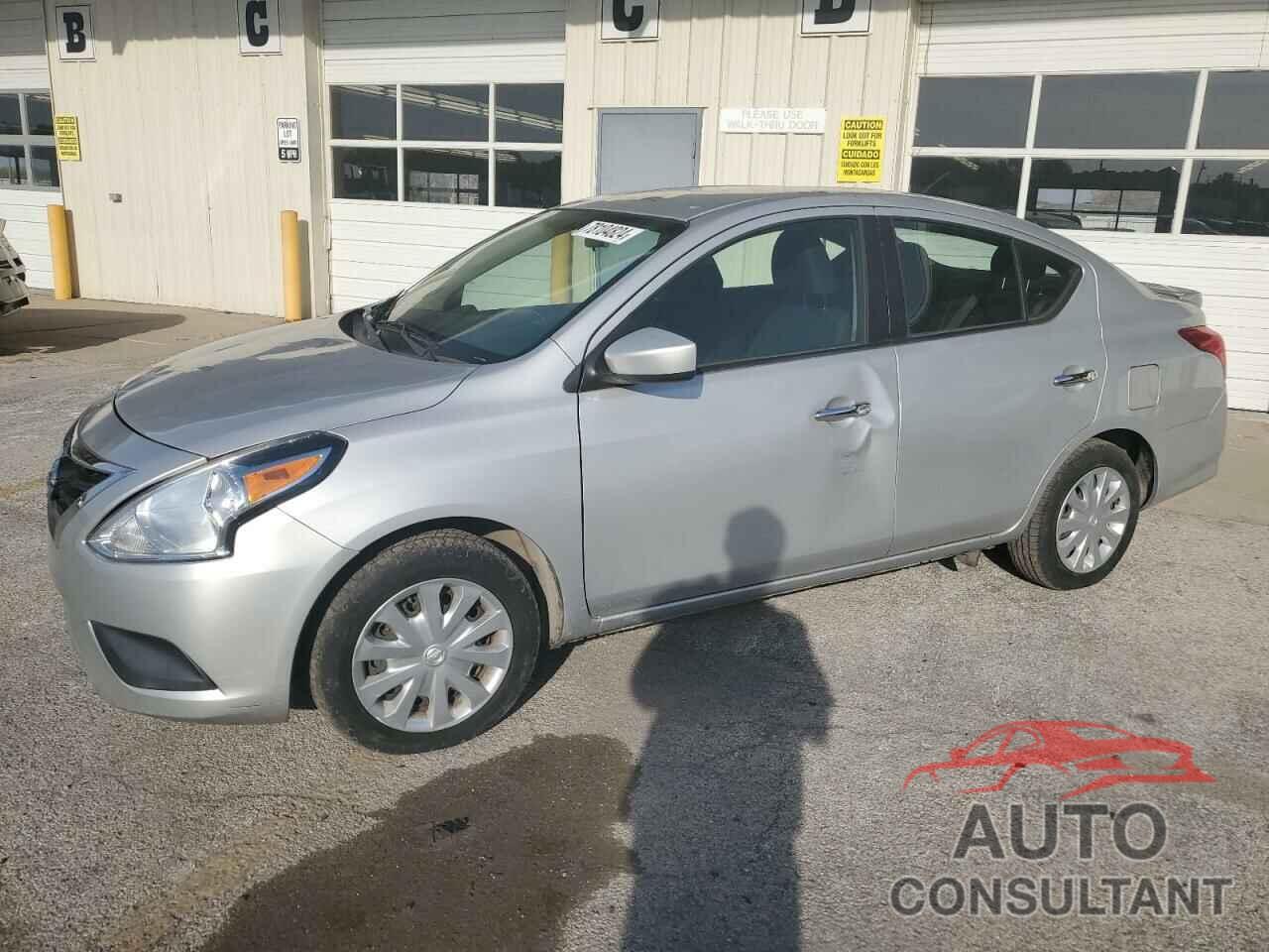 NISSAN VERSA 2017 - 3N1CN7AP5HK431993